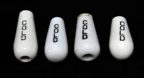 4 VINTAGE CERAMIC COLD WATER FAUCET ENDS Cover
