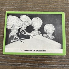 1963 Terror Monster Series Trading #5 The Invasion of Saucerman CARD GREEN B