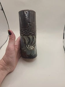 Keramik Vase strukturiert mit blauen Blumen. Rustikal. 6,5 Zoll - Bild 1 von 6