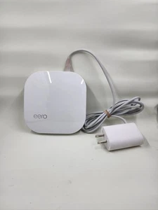 Eero Pro 2nd Generation AC Tri-Band Mesh Router B010001 - Picture 1 of 3