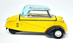 Matchbox DINKY 1/43 Scale VEM04-M 1959 Messerschmitt KR200 Kabinenroller. Yellow - Picture 1 of 11
