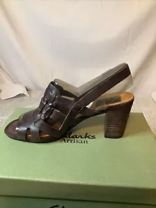 Nuovo in scatola Clarks pelle artigianale multicinturino marrone scuro taglia 6M - Foto 1 di 4