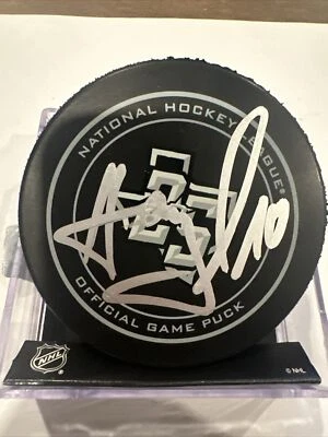 Disco de juego oficial firmado Martin Hanzal Dallas Stars 25 aniversario Foto 1 de 3