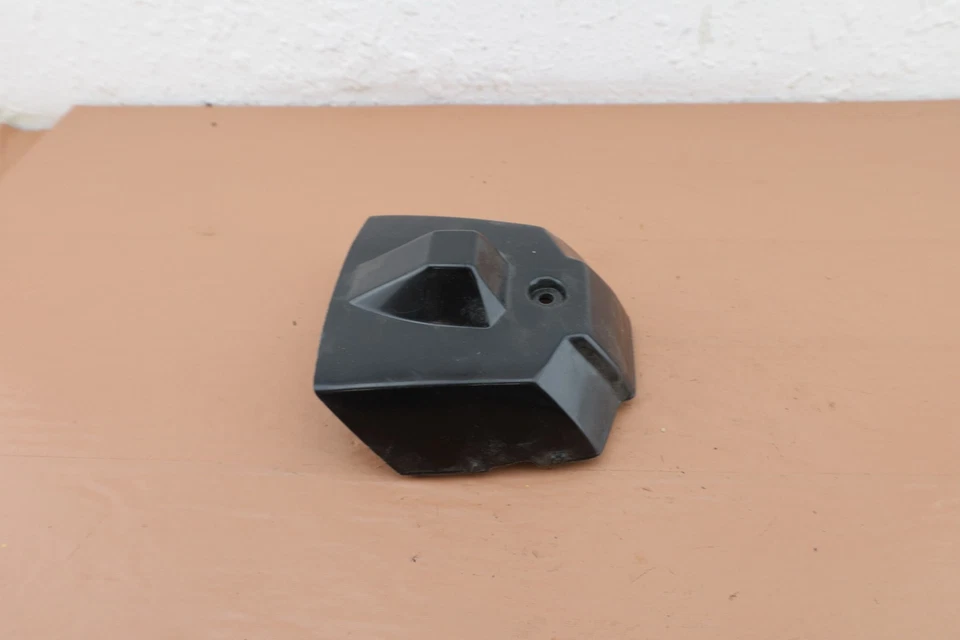 Motosierra Craftsman 358.356091 3.7/18" OEM NUEVA cubierta de filtro de aire 24228, 530-024976 Foto 1 de 4