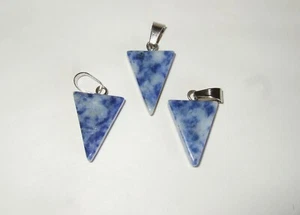 - Ciondolo Pietra Cristalloterapia - punta triangolo - SODALITE - Picture 1 of 1