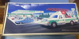 Vintage Hess 1994 Rescue Truck W/ Aerial Ladder Flashing Lights Sirens - Picture 1 of 14