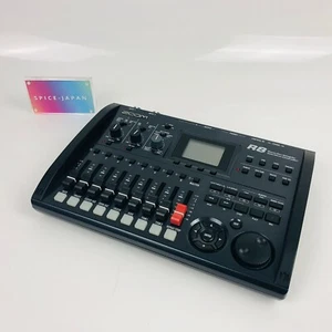 Zoom R8 Multitrack Digital Recorder 8-track MTR Sampler Working Order - Picture 1 of 12