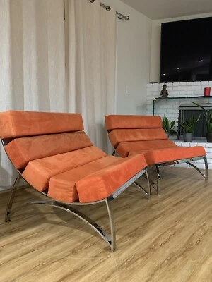 Sillón Lounge22 Arctic 5 en gamuza naranja brillante y acero (SOLO QUEDA 1) Foto 1 de 4