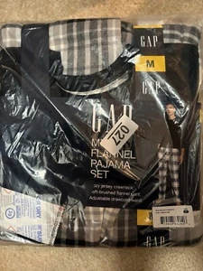 NWT Gap Men’s Pajamas Set Medium - Picture 1 of 4