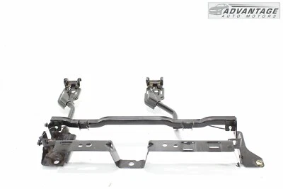 Hummer H2 2003-2007 lado trasero izquierdo segunda fila asiento inferior soporte marco de pista OEM Foto 1 de 4