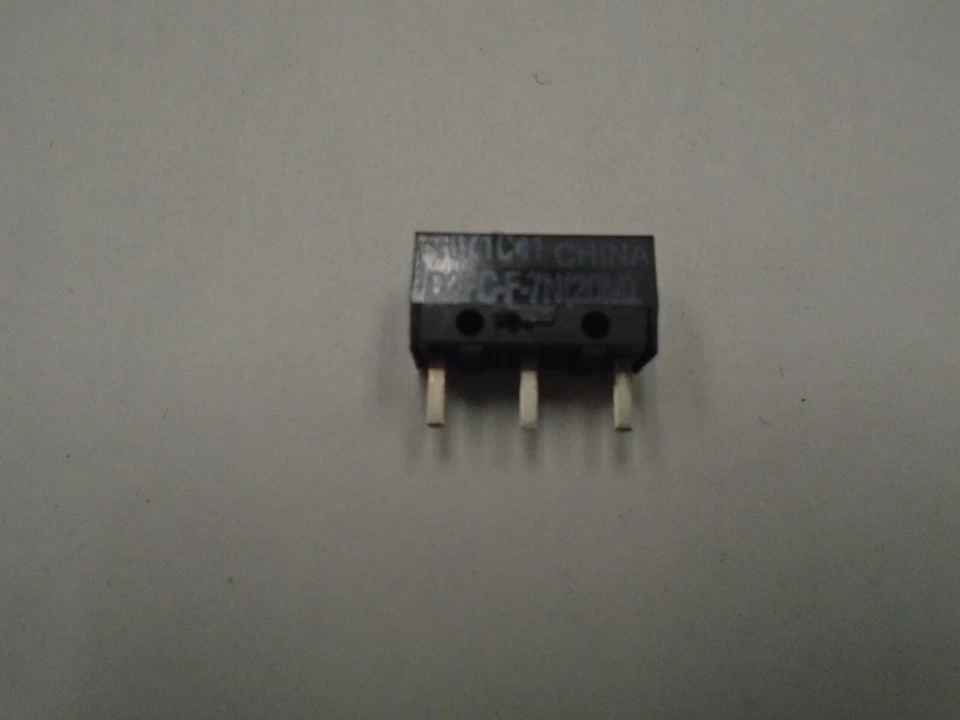 NUEVO MICROINTERRUPTOR OMRON D2FC-F-7N (20M) A46 Foto 1 de 1