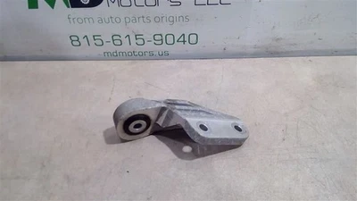 2018-2021 CHEVROLET EQUINOX КОРОБКА ПЕРЕДАЧ КРОНШТЕЙН КРЕПЛЕНИЕ ПОДДЕРЖКА 84618127 - Изображение 1 из 4