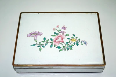 Hermosa Caja Baratija Antigua China Exportación Bisagras Esmalte Cobre Floral De Colección Foto 1 de 4