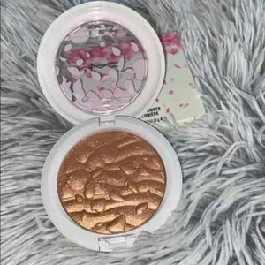 Resorte en polvo MAC Highlight Bling 0,31 OZ - Nuevo en caja - Imagen 1 de 8