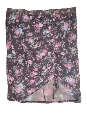 Torrid Plus Size 4 Brown Floral Ruched Pencil Skirt Knee-Length Chiffon - Image 1 of 4