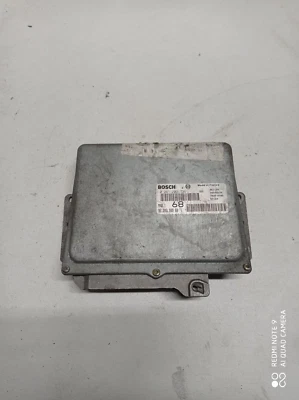 CALCULATEUR MOTEUR ECU PEUGEOT 106 1.1i 0261203736 / 9620398980 (149ML) - Immagine 1 di 4