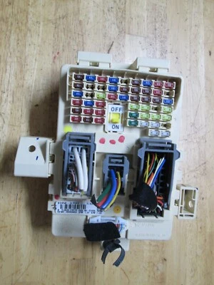 2017 HYUNDAI TUCSON INTERIOR CABIN FUSE RELAY BOX BLOCK 91950-D3560 - Image 1 of 4