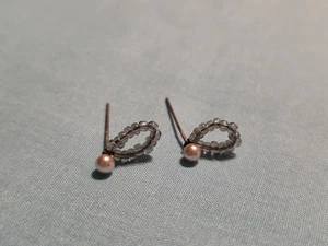 Original Vintage Barbie Doll #820 Barbie In Mexico Earrings - Picture 1 of 2