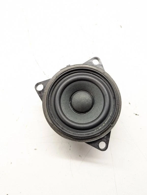 Volvo S90, V90 2019 front door speaker 31489045 VGP4828 - Image 1 of 4