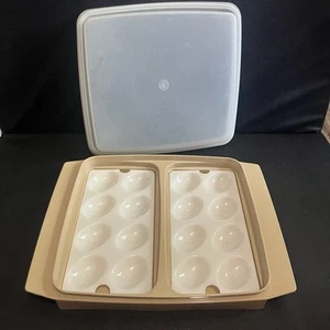 Vintage Tupperware Deviled Egg Keeper Carrier Tray Container Almond 723-2 - Picture 1 of 5