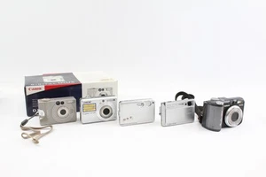 Assorted Vintage Digital Compact Cameras w/ Some Cases & Accessories Job Lot - Imagen 1 de 7