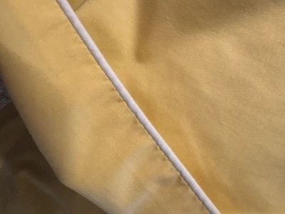 Edredón CLÁSICO Amarillo Limón Blanco Ribete de Tubería 100% ALGODÓN Cama Reina Completa De Colección Foto 1 de 4