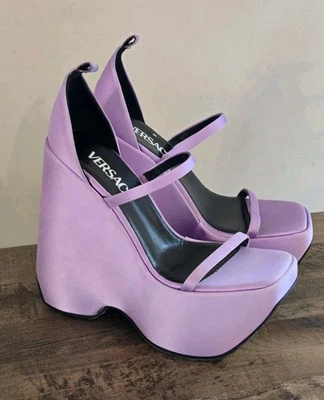 范思哲安全别针缎面厚底楔形凉鞋 36 码(美国 6 码)缺失肩带 — 第 1/4 张图片