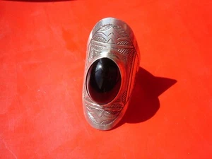 Niger Tuareg BLACK agate hand engraved oval ring - Picture 1 of 5