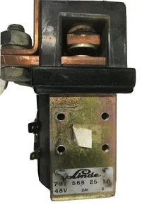 Linde R16 Reichweite LKW Gabelstapler Stromschütz 7915692516 48V SW215-17 - Bild 1 von 4