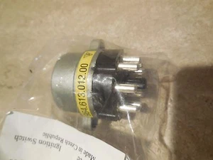 Porsche 911 / 912 / 928 / 930 / 944 Ignition Switch NEW - Picture 1 of 4
