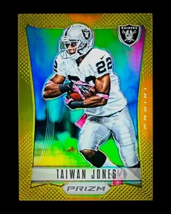 1er AÑO - 2012 Panini Prizm Gold/10 - Prizm Gold #05/10 - Taiwan Jones #141 - Imagen 1 de 4