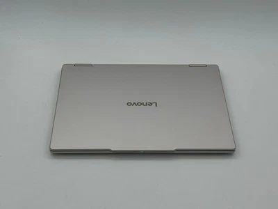 Lenovo Yoga 7 2 en 1 Copiloto + PC 14" 2K OLED Táctil Ryzen AI 5 340 16 GB 512 GB Foto 1 de 4