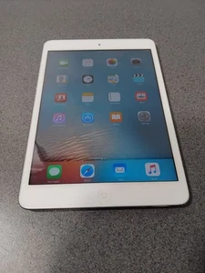 Apple iPad Mini 1ª Generación - A1432 - Imagen 1 de 4