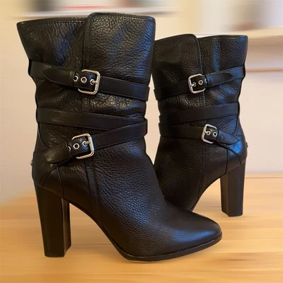 Botas Coach Alexandra de cuero negro granulado elegantes con detalle de hebilla en la mitad de la pantorrilla talla 9,5 Foto 1 de 4