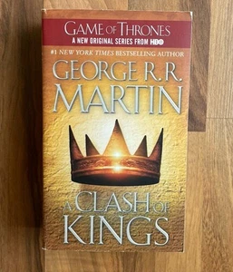 A Clash of Kings Book 2 George R. R. Martin Song of Ice & Fire Series Paperback - Picture 1 of 4