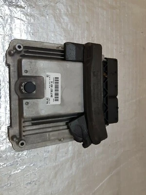 Motore ECU Audi A5 2.7 8K1907401K 2011 - Immagine 1 di 4