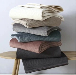 Brielle Home Hayden Velvet Quilt Set