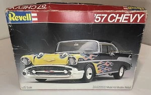 Vintage 1983 Revell '57 Chevy 1/25 Scale Model Kit 7383 1957 - Picture 1 of 9