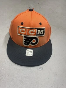 Philadelphia Flyers NHL CCM Orange Black Era Flex Fit Fitted Hat Cap S/M NEW - Picture 1 of 6