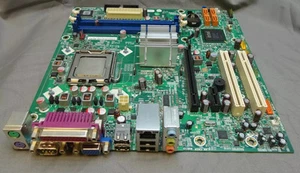 Lenovo 71Y8458 71Y6838 ThinkCentre A58 Mainboard mit Prozessor Intel SLGTK - Bild 1 von 1