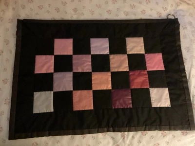 Colgante de pared estilo Amish hecho a mano y acolchado a mano Foto 1 de 4