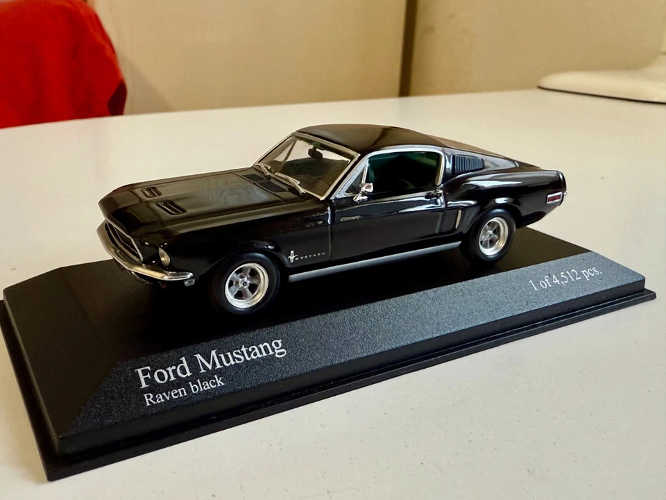 MINICHAMPS 400082020 FORD MUSTANG 1968 NERO 1/43 - Immagine 1 di 4