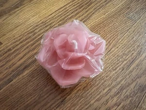 Cupid’s Magic Floating Pink Rose Candle Vanilla Scent Unique 2000 - Picture 1 of 4