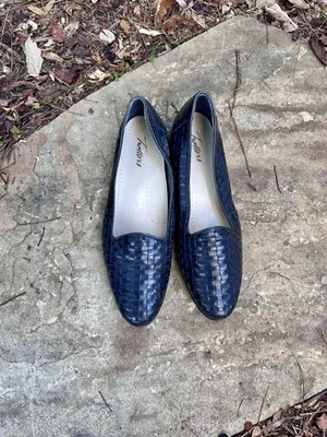 КОРЗИНА TROTTERS ПЛЕТЕНЫЕ СИНИЕ КОЖАНЫЕ ЛОФЕРЫ БЕЗ ШНУРОВКИ НА ПЛОСКОЙ ПОДОШВЕ КОМФОРТ 10N - Изображение 1 из 4