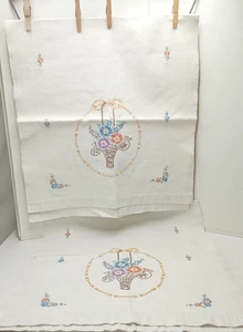 Set-2 Tischläufer Vintage handbestickt passendes Set weich getragen Leinen Blumen - Bild 1 von 7