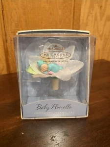 Hallmark Keepsake Ornament Frostlight Faeires Collezione Baby Floriella (2002) - Foto 1 di 3