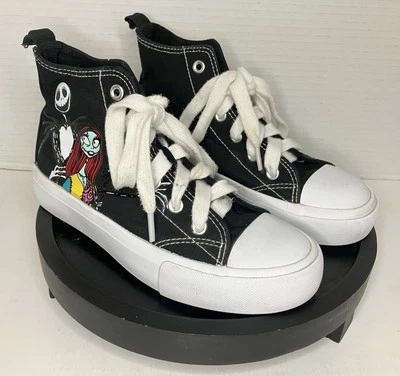 Sapatos Disney Nightmare Before Christmas tamanho 1 preto tops altos - Imagem 1 de 4
