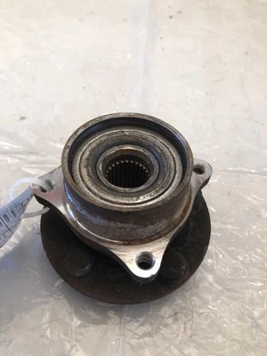 Toyota Prius 2006 hatchback cojinete de cubo de rueda delantera lado izquierdo del conductor LH Foto 1 de 4