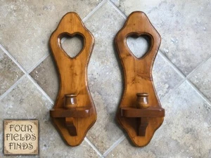 2 Vintage handgefertigte Bauernhaus Holz Wand Kerzenhalter Herz Ausschnitte 15,5" - Bild 1 von 14