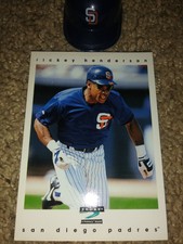 1997 Score Rickey Henderson #51 🔥 HOF 🔥